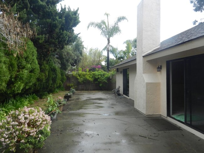 Building Photo - 4473 Augusta Dr