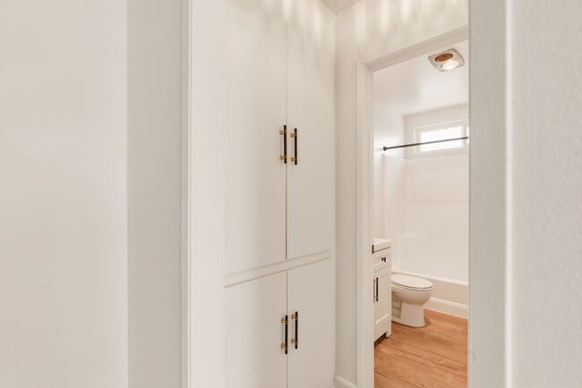 Building Photo - 2020 Graham Ave