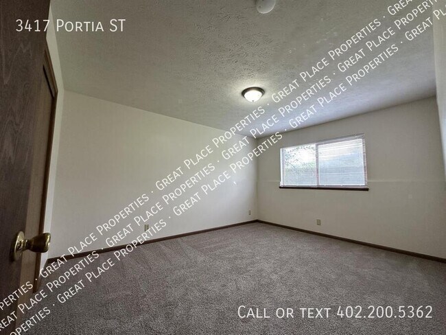 Building Photo - 3417 Portia St