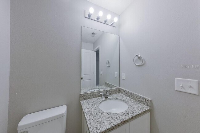 Building Photo - 2799 W Sheila Dr