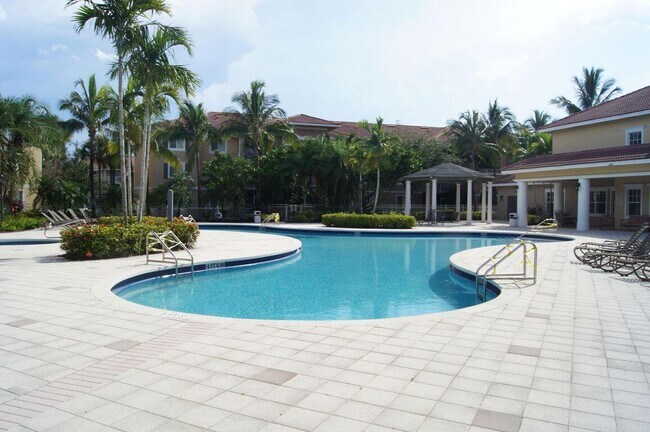 Building Photo - 6521 Emerald Dunes Dr