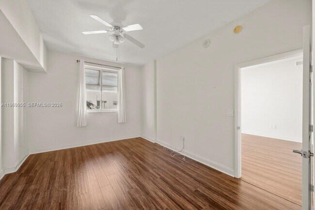 Building Photo - 510 NW 84th Ave