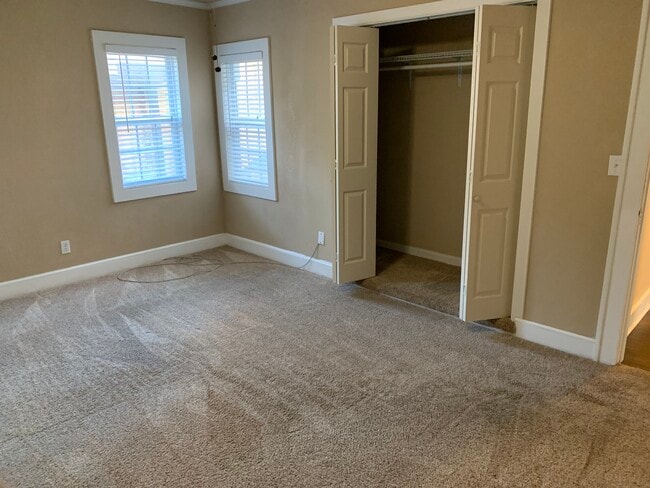 Bright bedrooms with full closets - 3425 NW 21st St