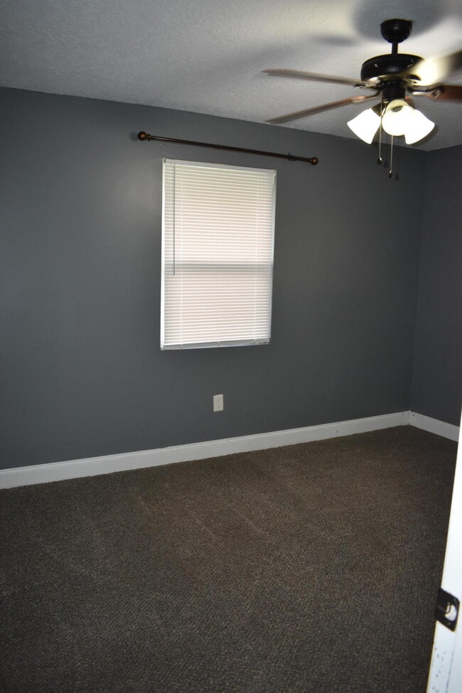 Building Photo - 2922 Nighthawk Dr