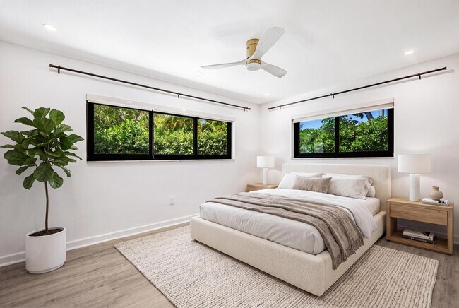 Building Photo - 7810 Beach View Dr