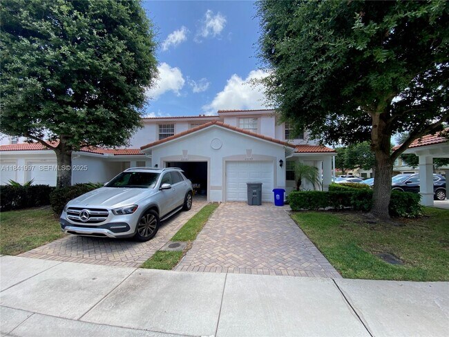 Building Photo - 22159 Majestic Woods Way