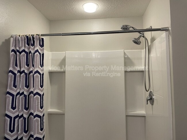 Building Photo - 3481 Quail Dr