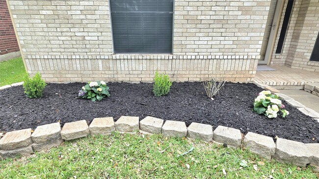 Building Photo - 17226 Stratford Green Dr