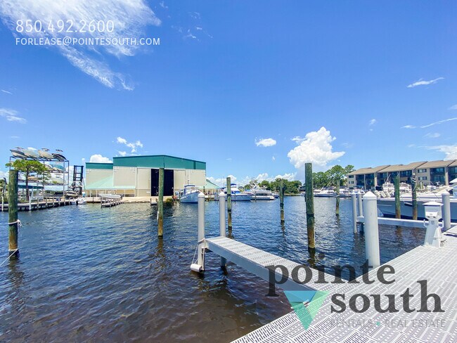 Building Photo - 14100 River Rd