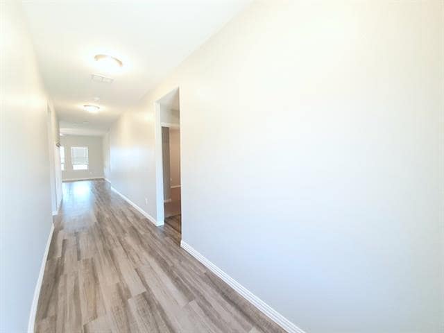 Building Photo - 822 Spruce Ln