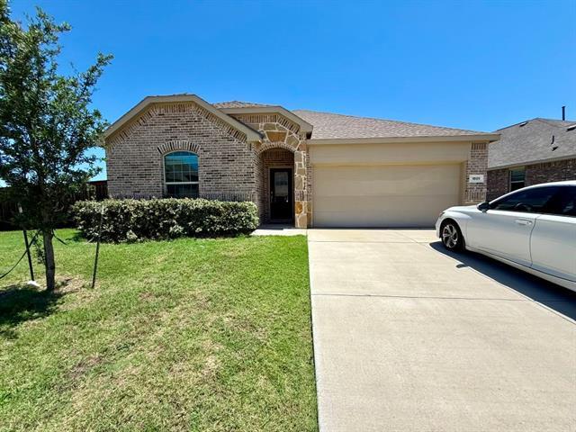 Building Photo - 1601 Lake Grove Dr