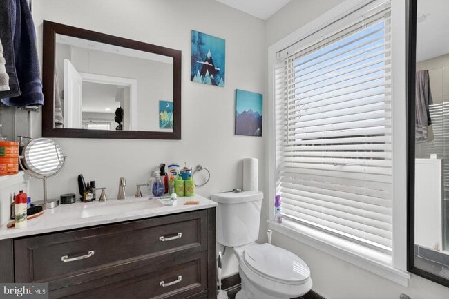 Building Photo - 1241 S 28th St