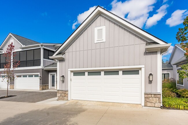 Building Photo - 2978 Bernard View Ln