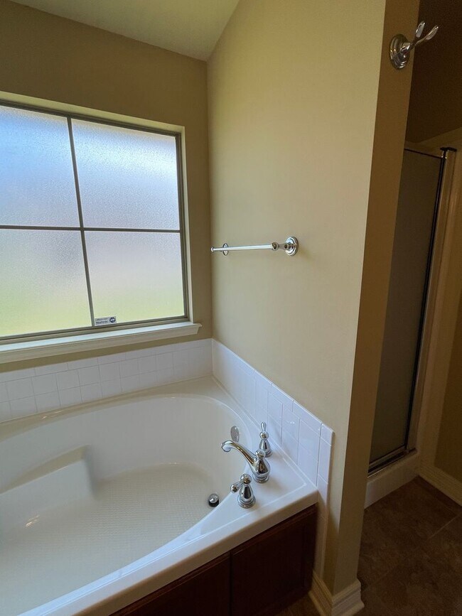 Building Photo - LEGACY SUBDIVISION- PET FRIENDLY
