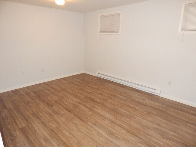 Building Photo - 311 Loudon Rd