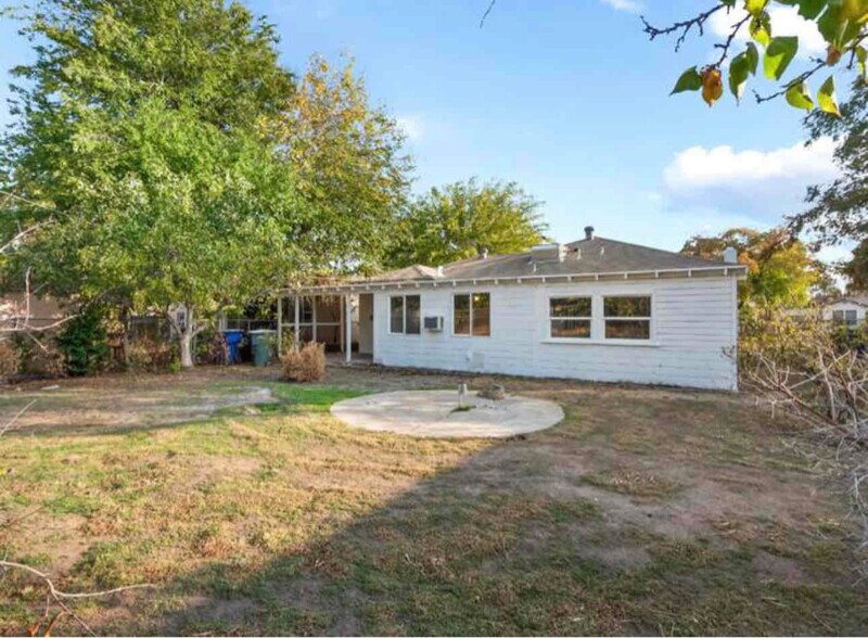 Building Photo - 1528 W Cortland Ave