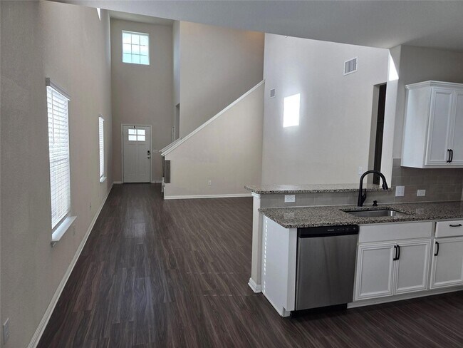 Building Photo - 1232 Fairhaven Gtwy