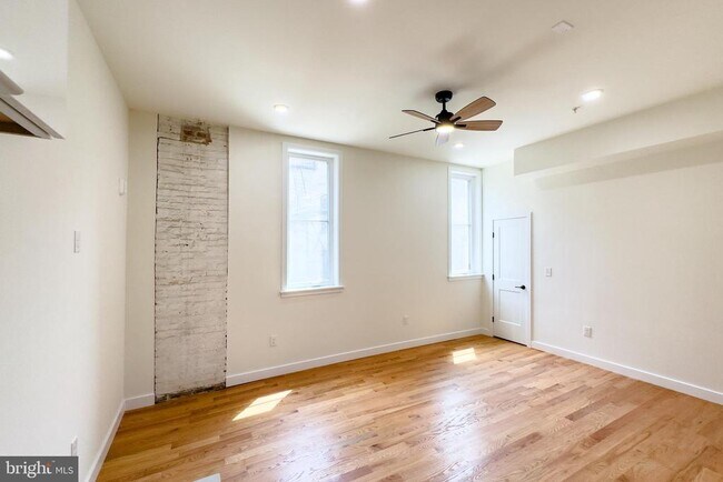 Building Photo - 101 E Trenton St