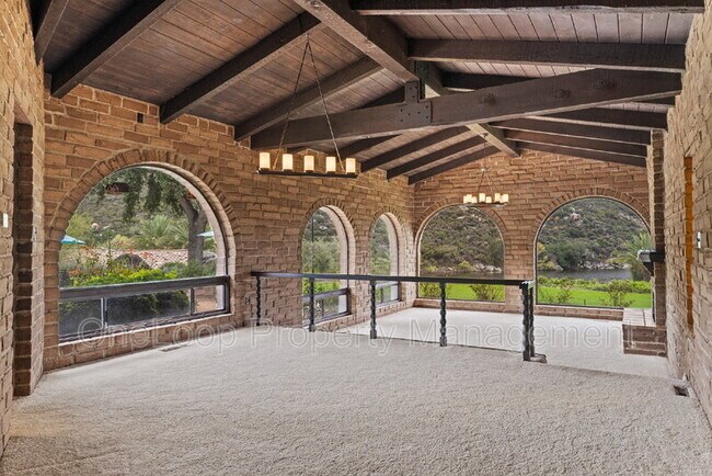 Building Photo - 4085 Via Palo Verde Lago