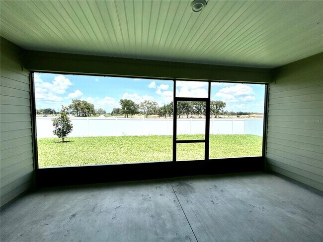 Building Photo - 4611 SW 83rd Lp