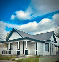 Building Photo - 16 S McGee St