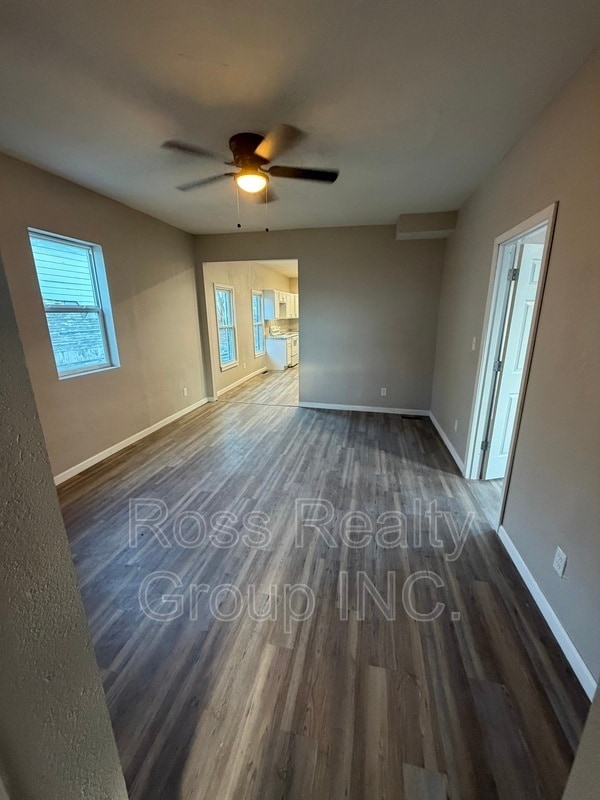 Building Photo - 1441 N Erie St