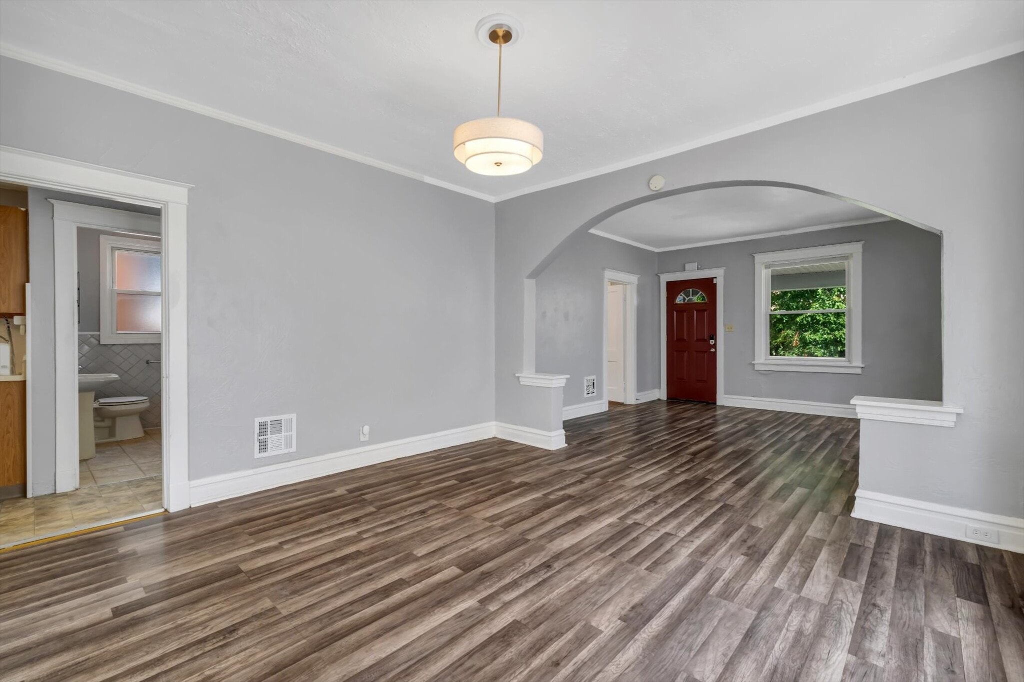 Building Photo - 1223 Gruner pl