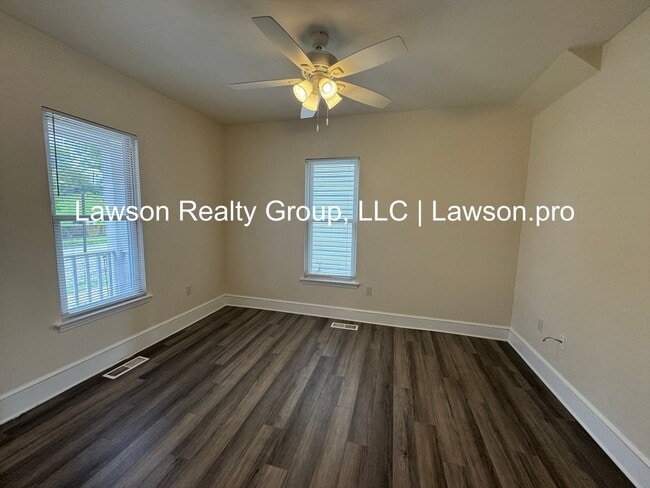 Building Photo - 813 Gilmer Ave NW