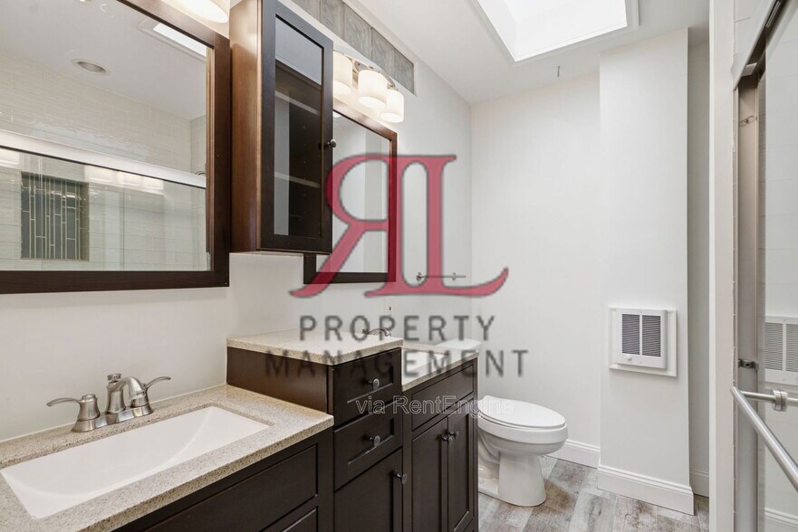 Building Photo - 183 E 1st Ave