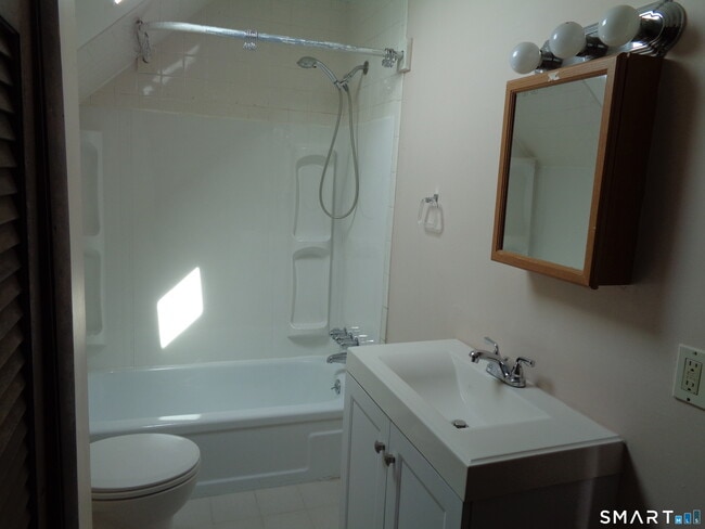 Building Photo - 58 Stuyvesant Ave