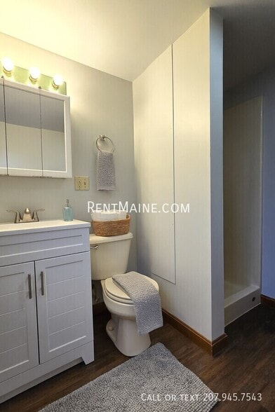 Building Photo - 103 Cony St