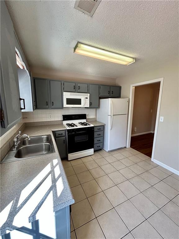 Building Photo - 7015 Sand Wedge Cir
