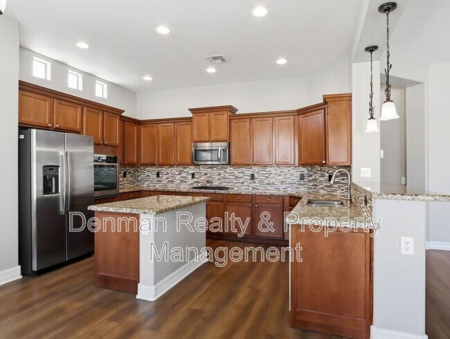 Building Photo - 3146 E Coconino Dr