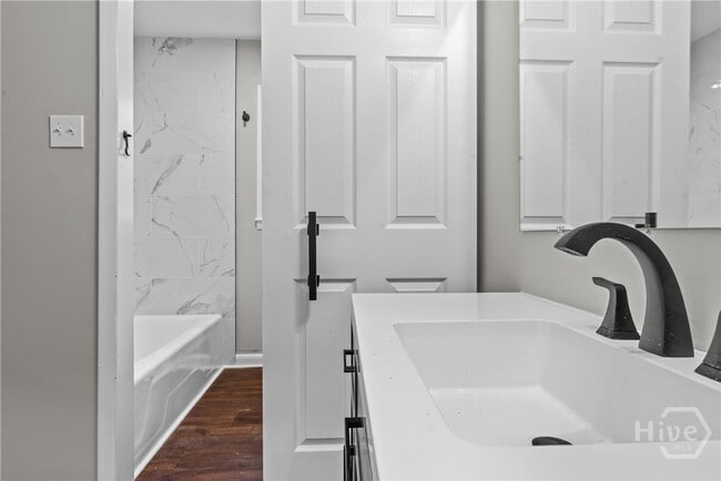 Building Photo - 310 Weatherly Woods Dr