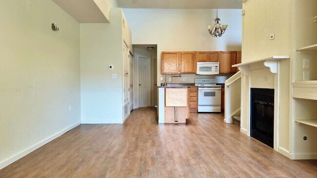 Building Photo - Great Location for 1 Bed 1 Bath + Full Loft with Large Closet in Steeple Chase IV in Littleton