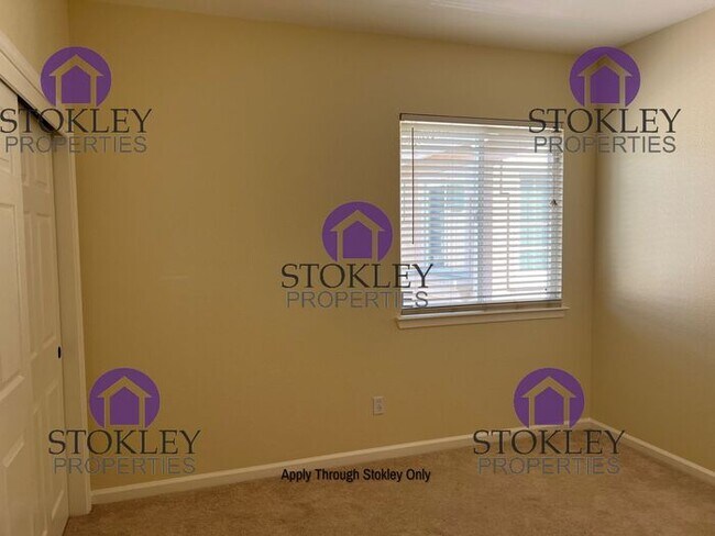 Building Photo - Stokley Properties Presents 458 Chestnut S...