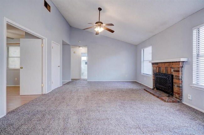 Building Photo - 6700 NW 124th St