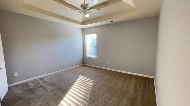 Building Photo - 5040 Bucknell Trace