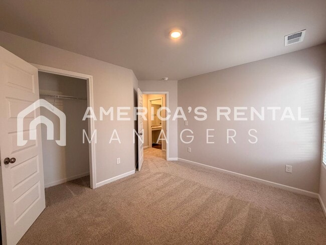 Building Photo - MOVE IN SPECIAL!! New Construction Townhome on Driftwood Lane for Rent! Sign a 13-month lease by ...