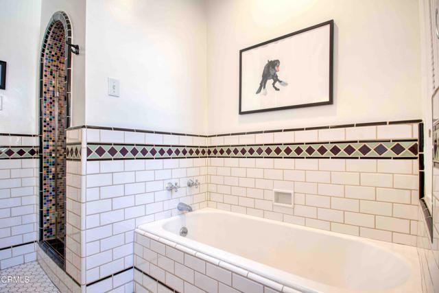 Building Photo - 1014 Stearns Dr