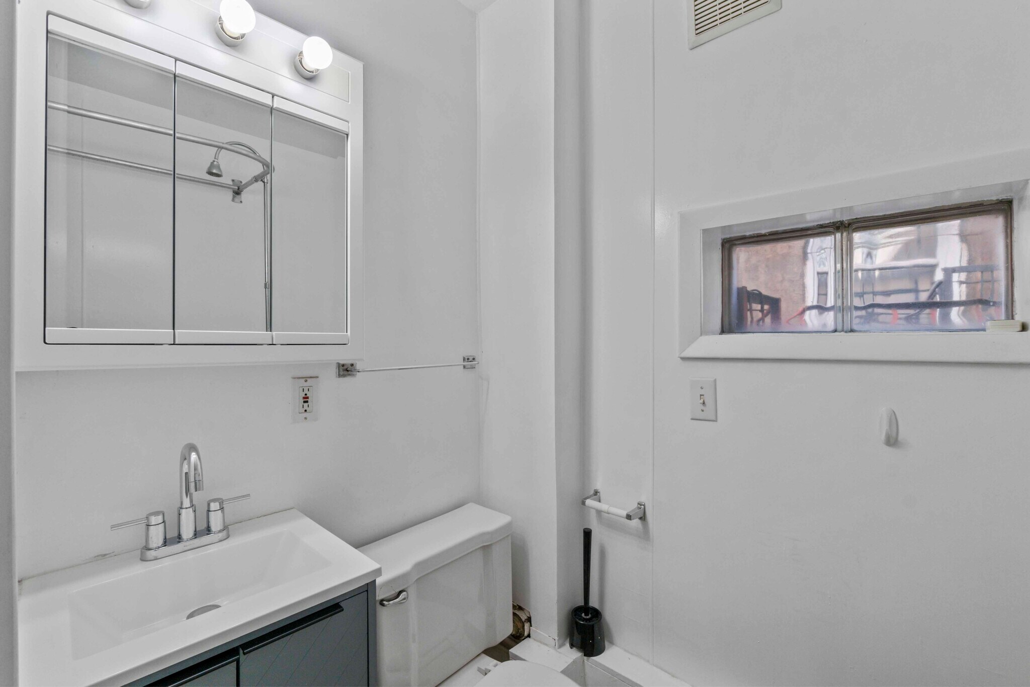 Building Photo - 3131 N Calvert St