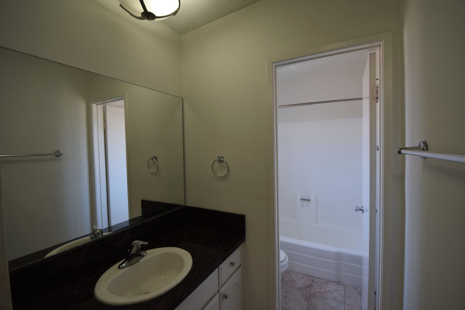 Building Photo - 5652 Colfax Ave