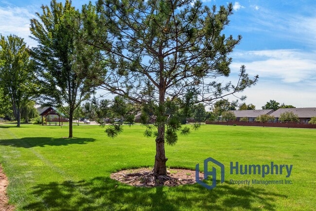 Building Photo - 2243 N Cougar Way