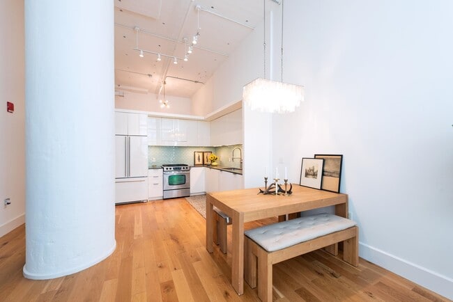 Building Photo - 50 Dey St