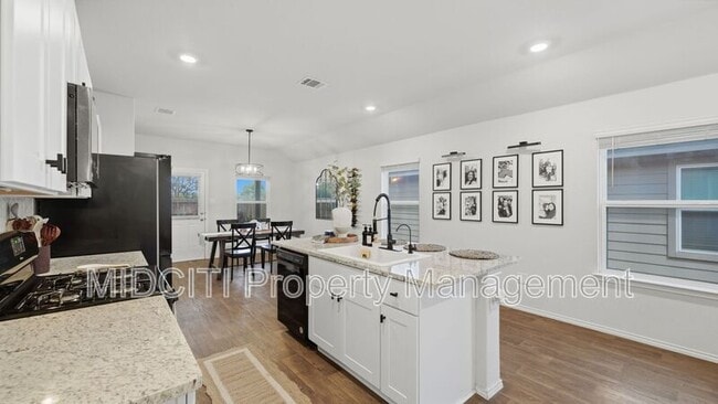 Building Photo - 2913 Brogan Creek