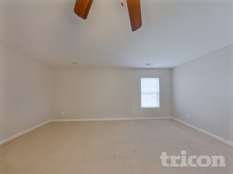 Building Photo - 1021 Skillbeck Rd