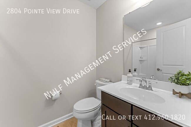 Building Photo - 2804 Pointe View Dr