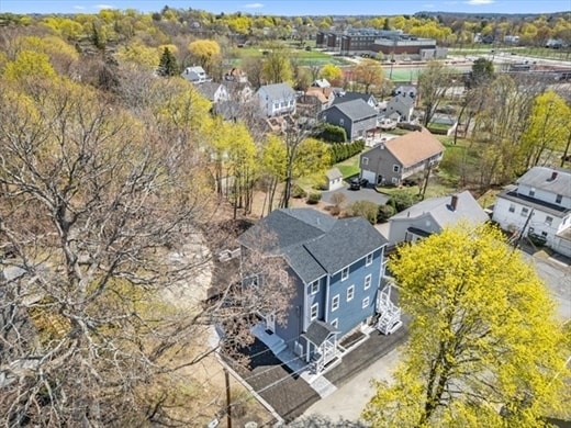 Building Photo - 22 James St