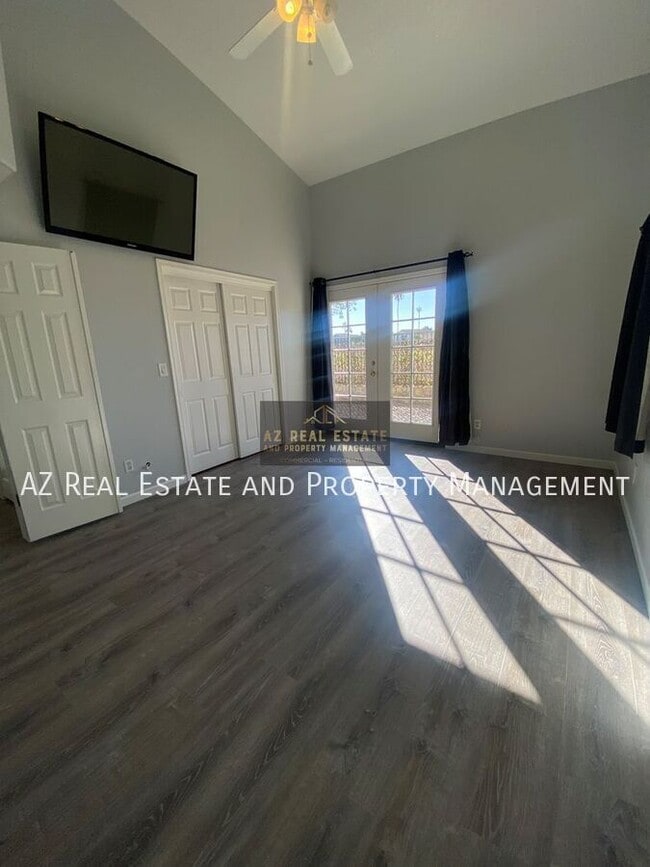 Building Photo - 7465 W Denaro Dr