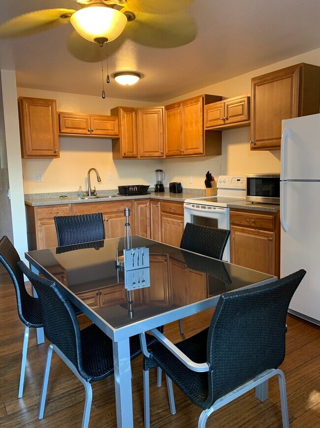 Building Photo - Makaha Valley Plantation - Two Bedroom